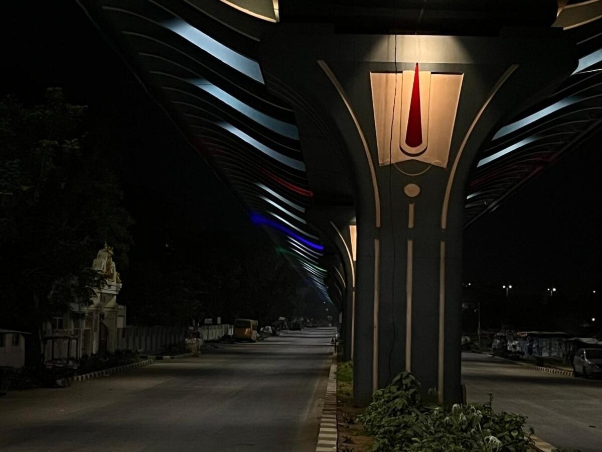 Sm Home Stay 1 Tirupati Eksteriør billede